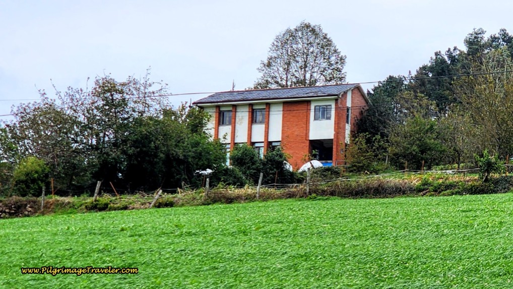 Albergue de Peregrinos de Borres Santa María