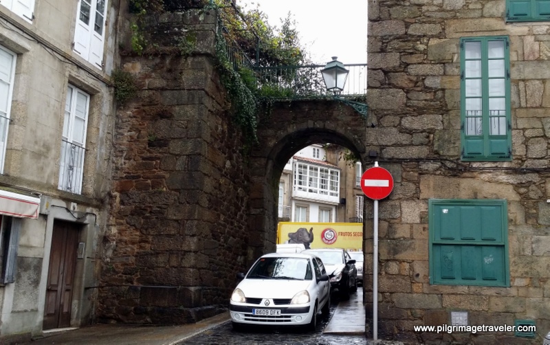 Mazarelos Arch, Original Medieval Gate to Santiago de Compostela, Galicia, Spain