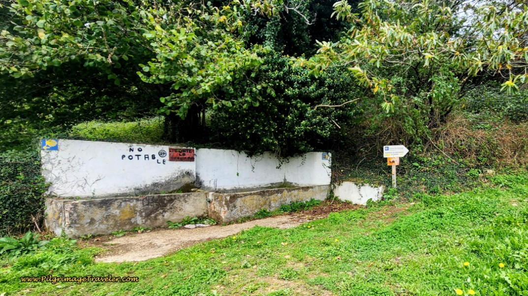 Turn for Alberge at Fountain