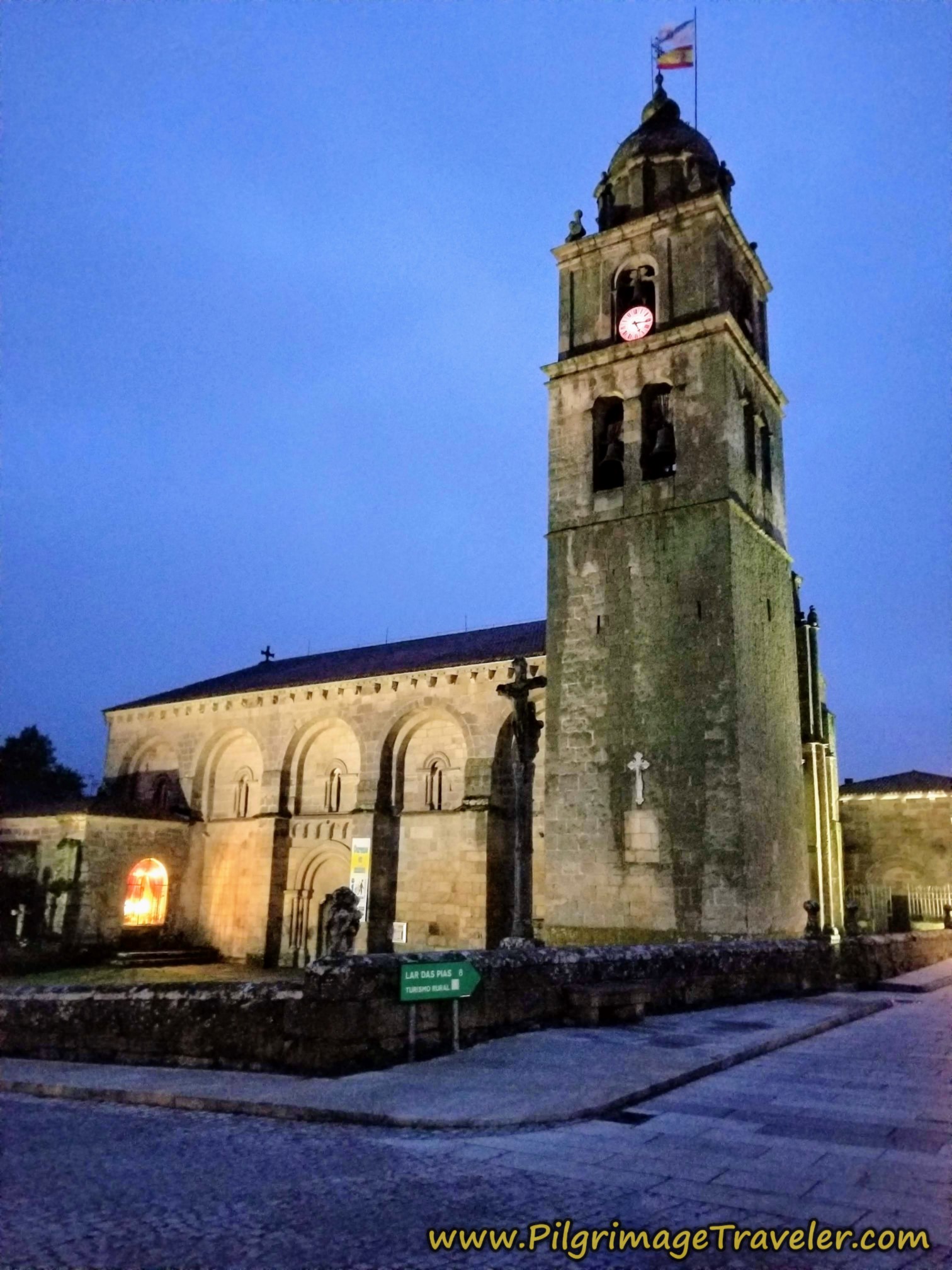 Colexiata de Santa María,  Xunqueira de Ambía