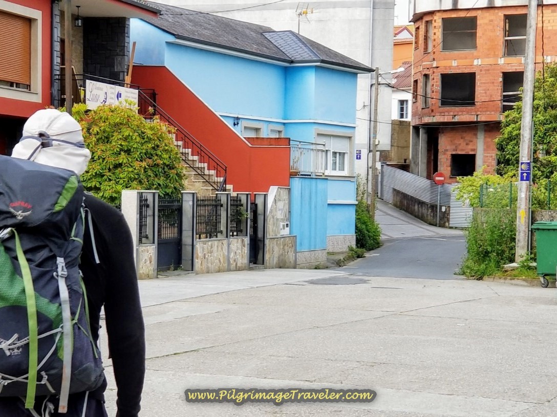 Starting Out in Miño on the Rúa Pardineira on day four of the Camino Inglés