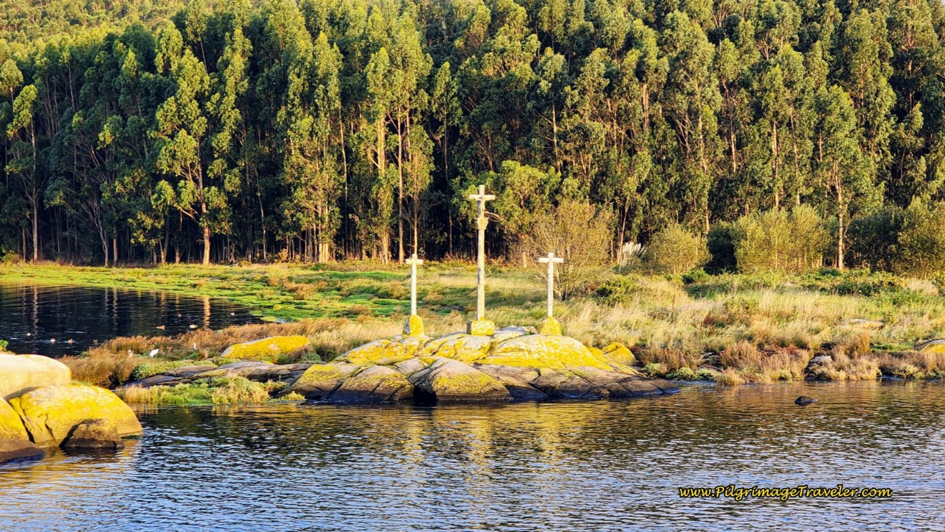 Three Crosses of Punto Patiño