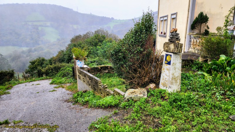 Left Turn in Porciles