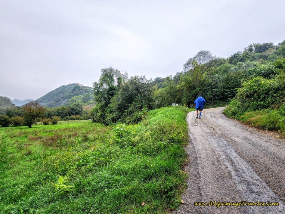 Way of St. Francis: Day Twenty-One, Ponticelli to Monterotondo - Fortified Nerola Comes Into View