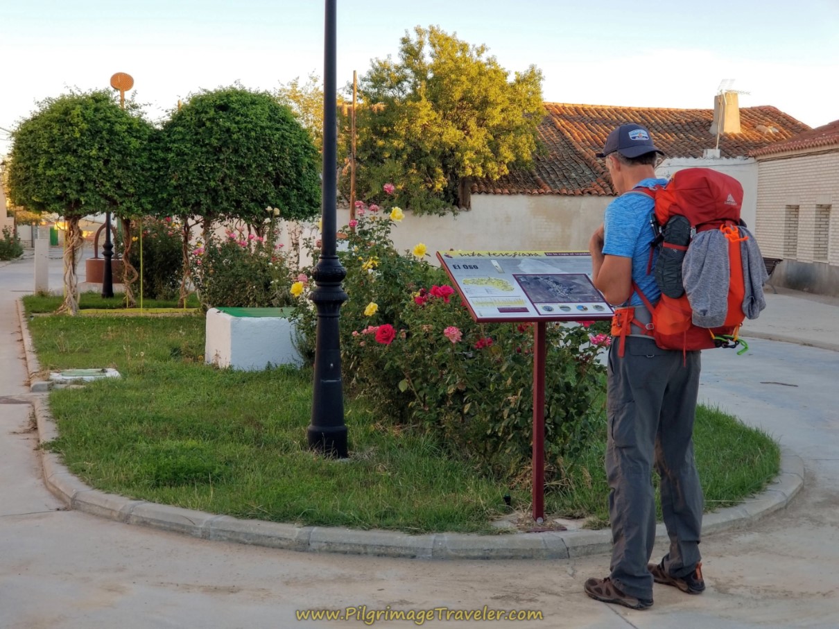 El Oso Information Board on day two of the Ruta Teresiana