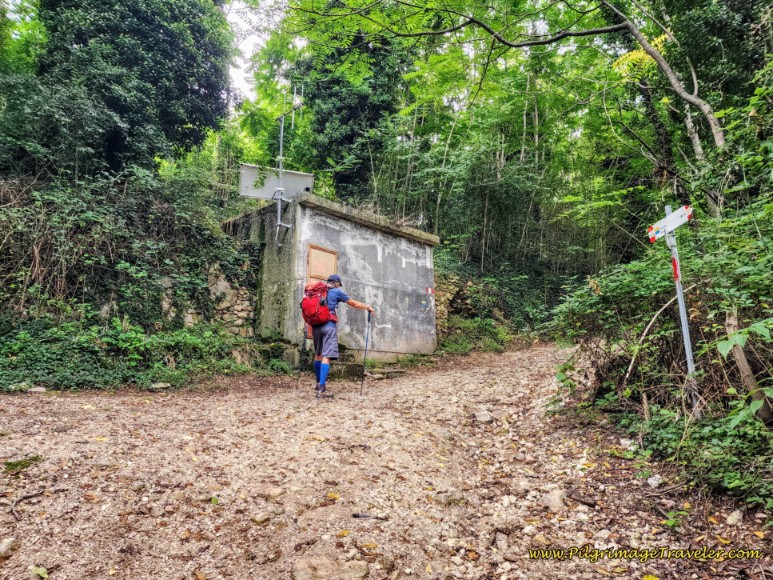 Way of St. Francis: Day Fourteen, Poreta to Spoleto - Right Turn by Water Control Building on the way Towards Bazzano Superiore