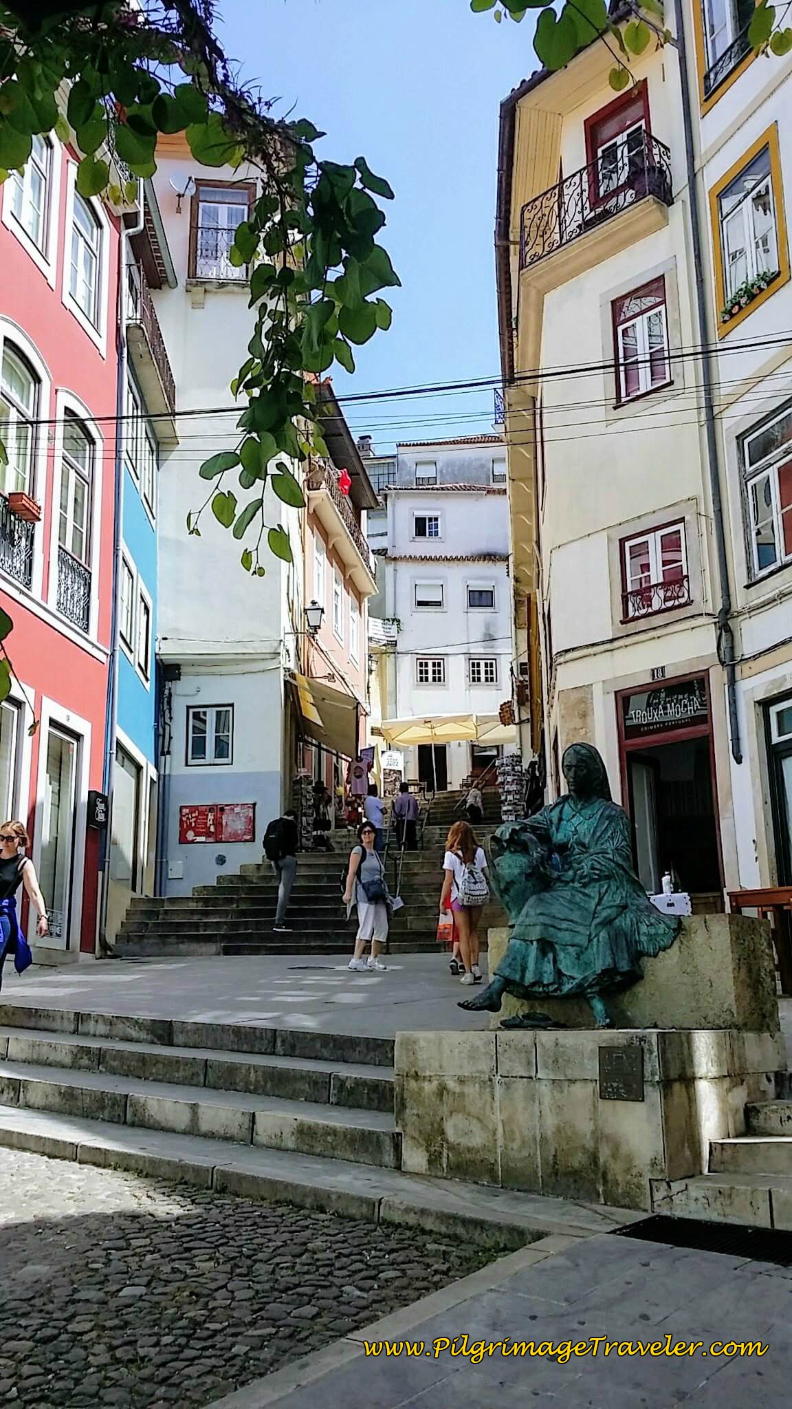 Rua do Arco Almedina