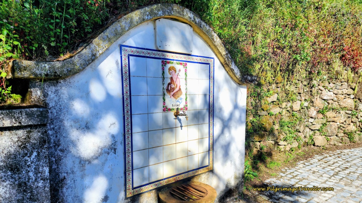 Charming Fountain in Vendas