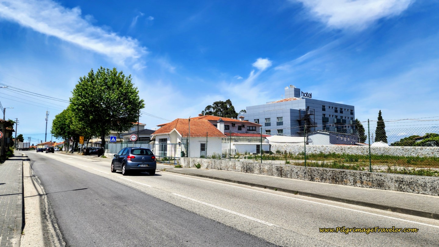 Hotel Feira Pedra Bela