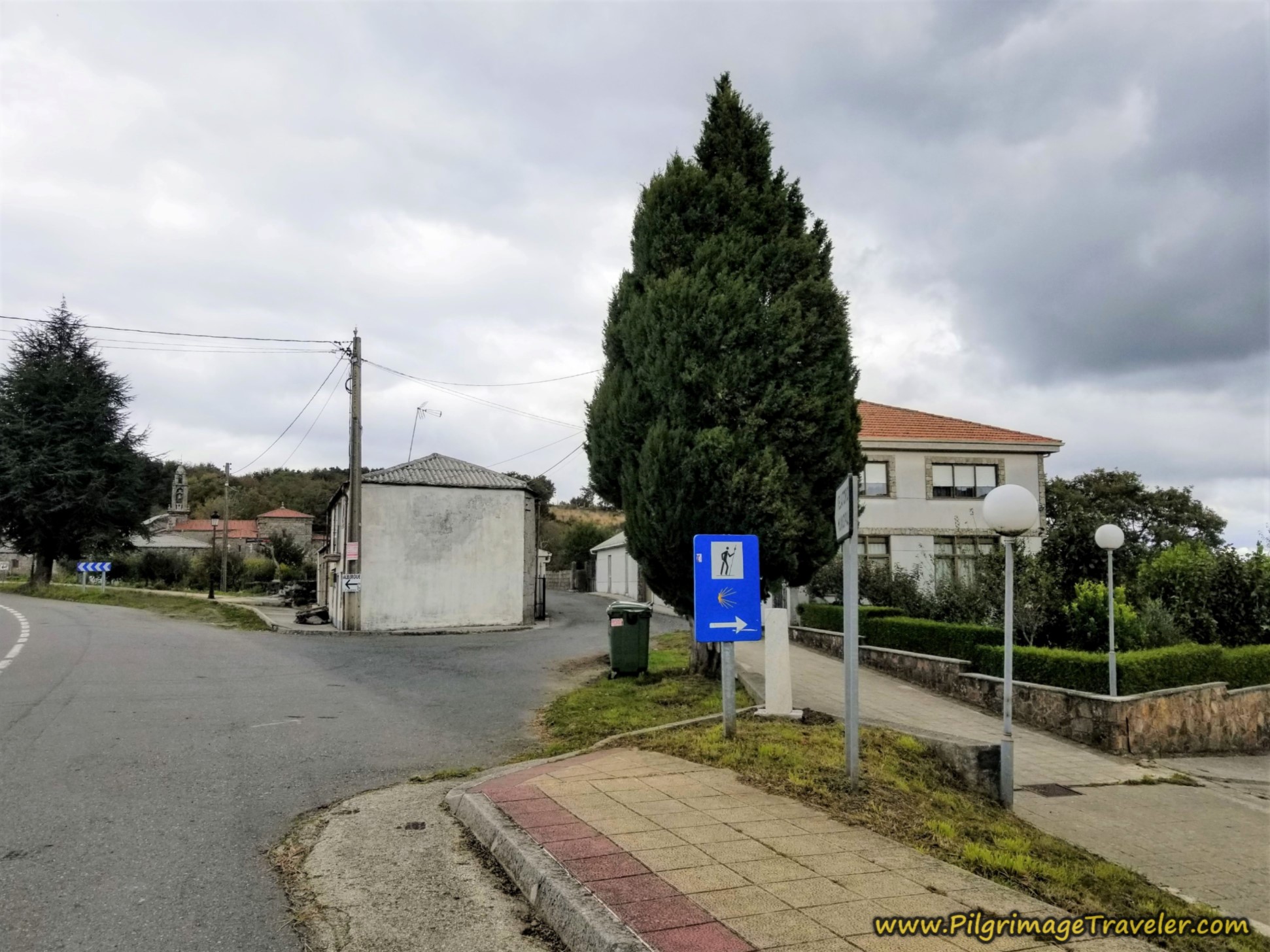 Right Turn, Leaving the N-525 in Dozón