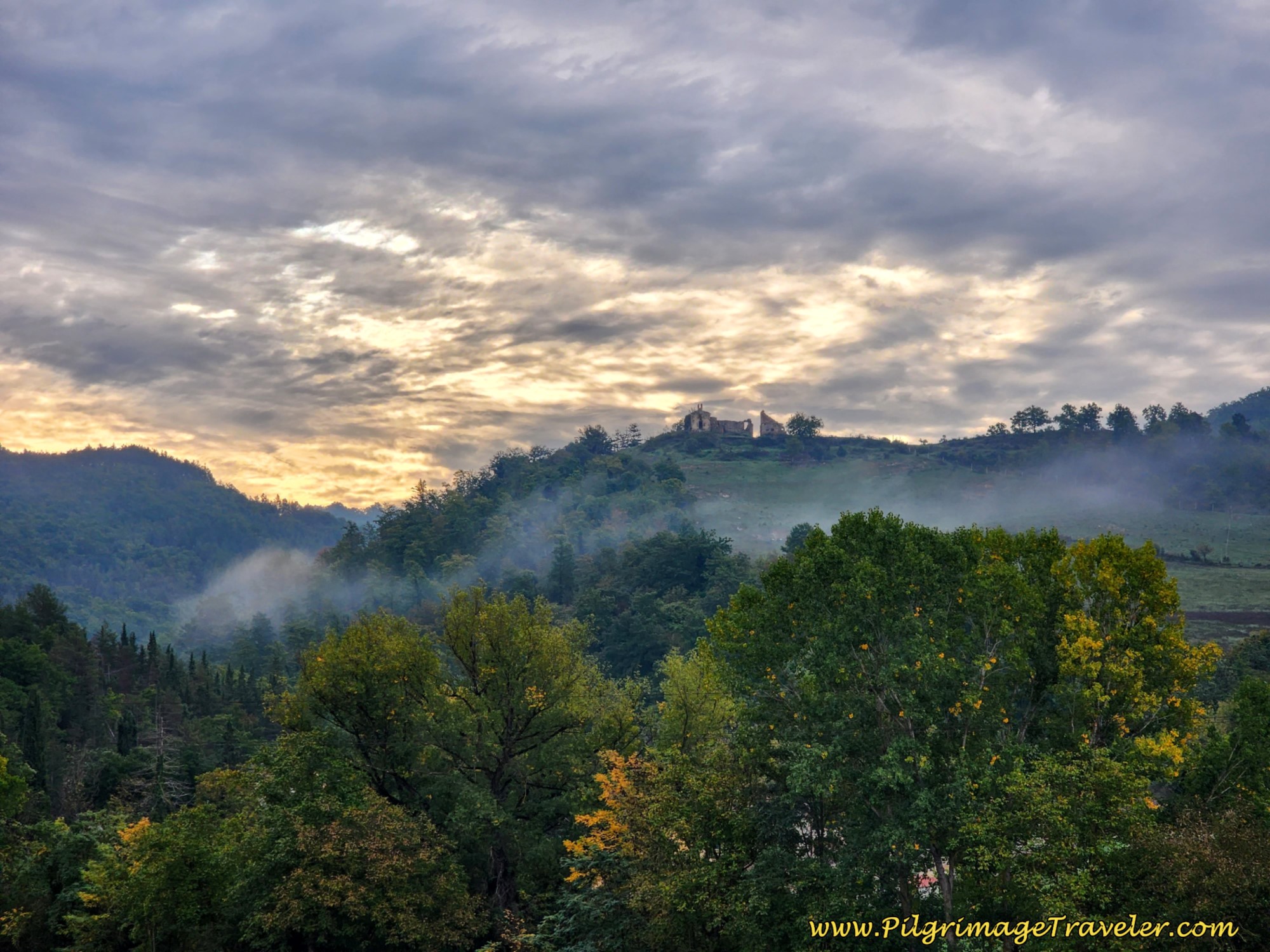 Ruined Buildings on Ridge, day six on the Way of St. Francis, from Cittá di Castello to Pietralunga
