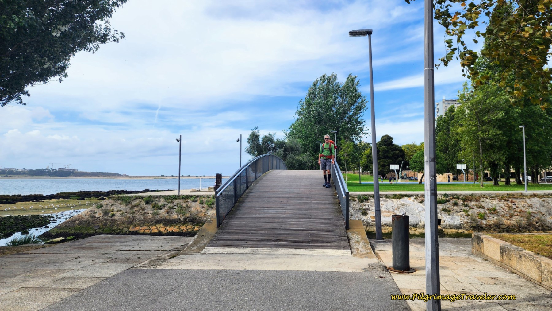 Rich in the Jardim do Cálem