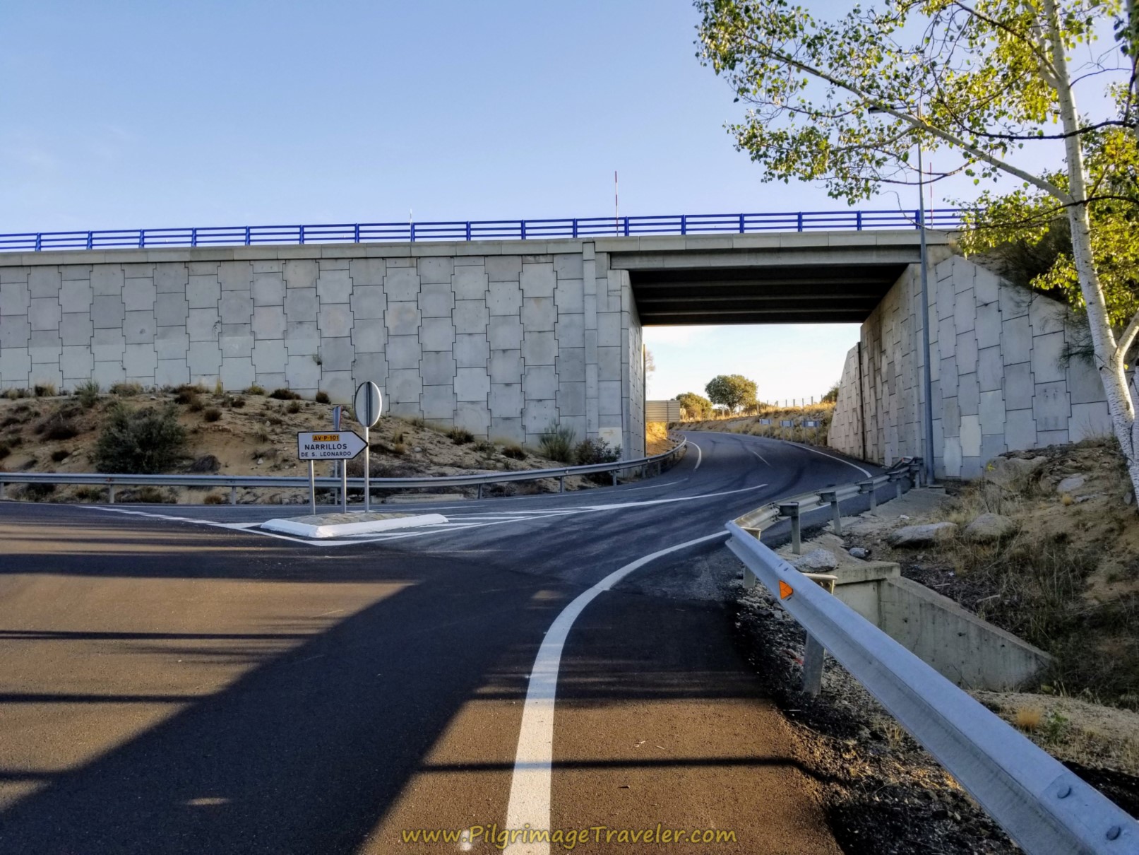 Find Side Road to Narrillos de San Leonardo Find Side Road to Narrillos de San Leonardo