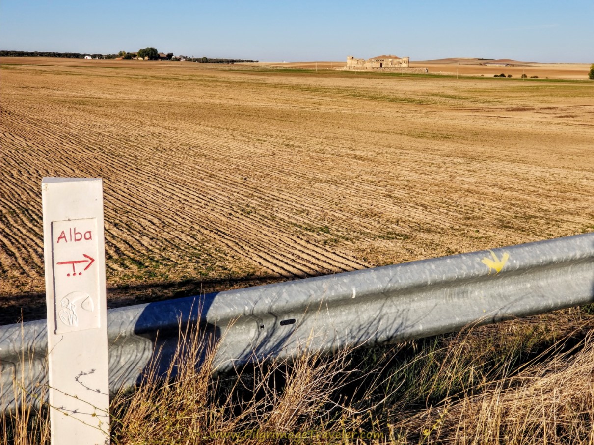 Castillo de Castronuevo Ahead