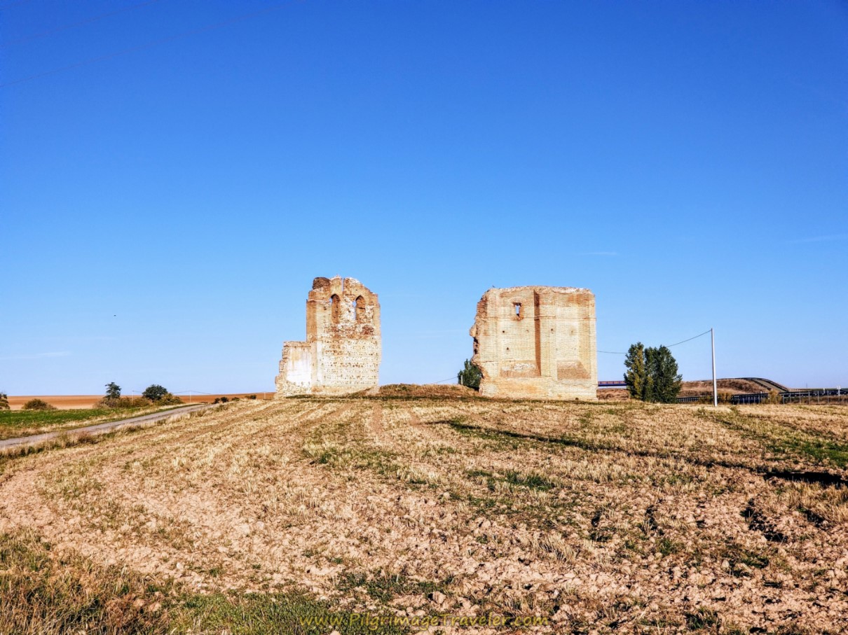 Walk by the Ruined Iglesia de Castronuevo