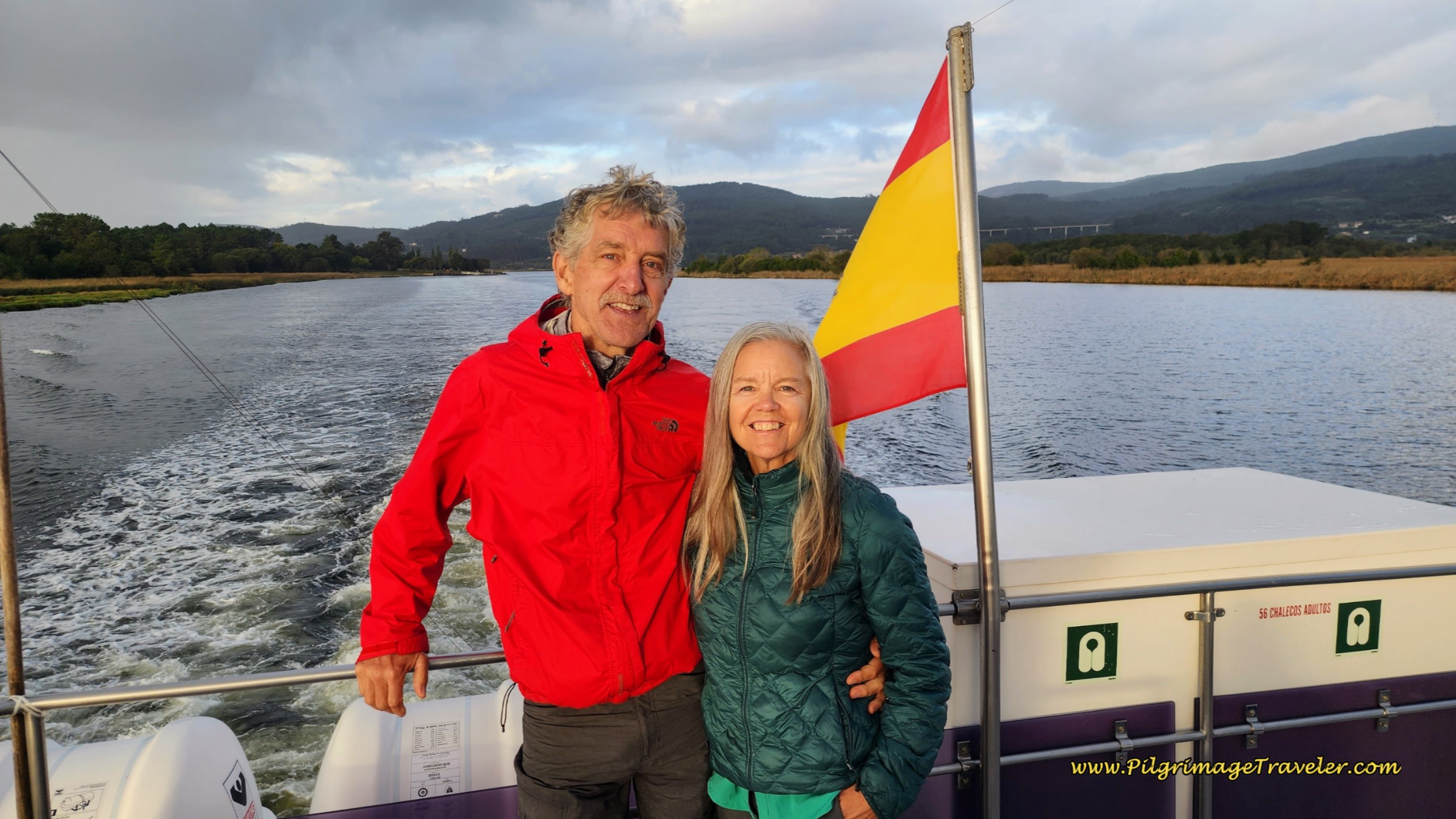 Happy Pilgrimage Travelers on the Variante Espiritual from Vilanova de Arousa to Pontecesures Happy Pilgrimage Travelers