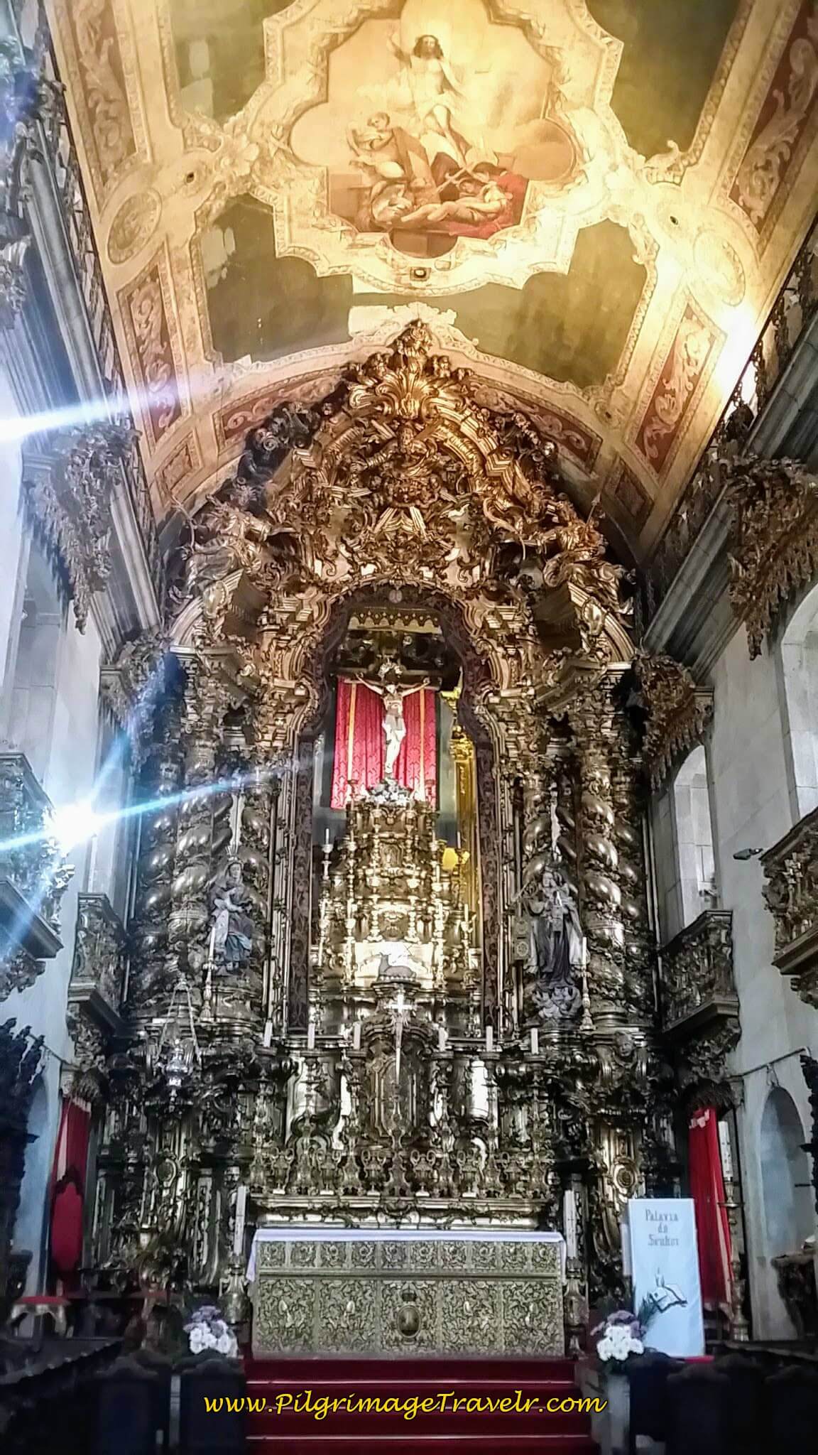 Main Altar of the Igreja do Carmo in Porto, Portugal