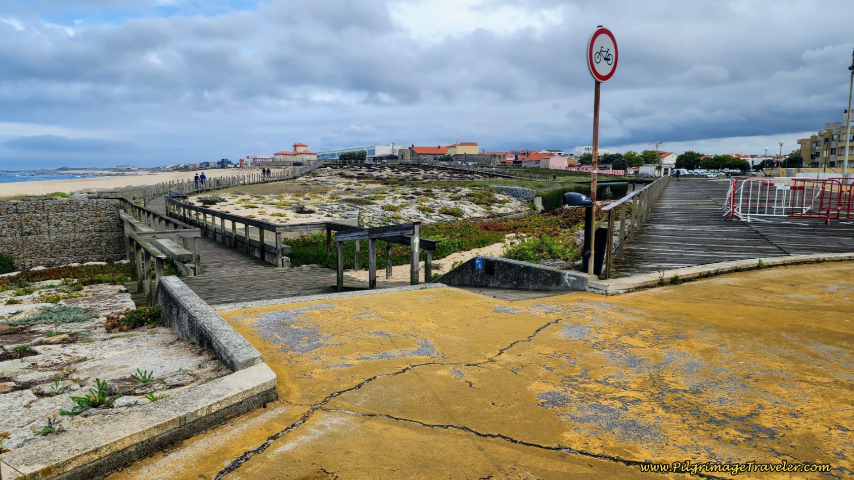 Stay Left at Yellow Semi-Circle