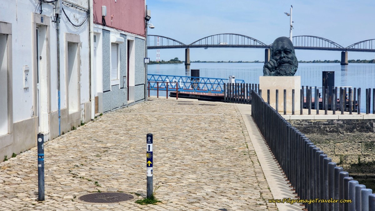 Tribute Sculpture of Álvaro Guerra