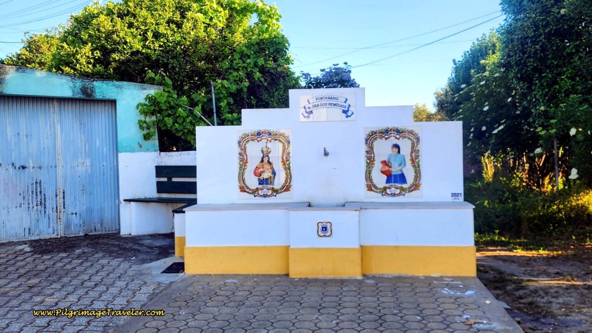 Pass Fountain in Moita do Norte