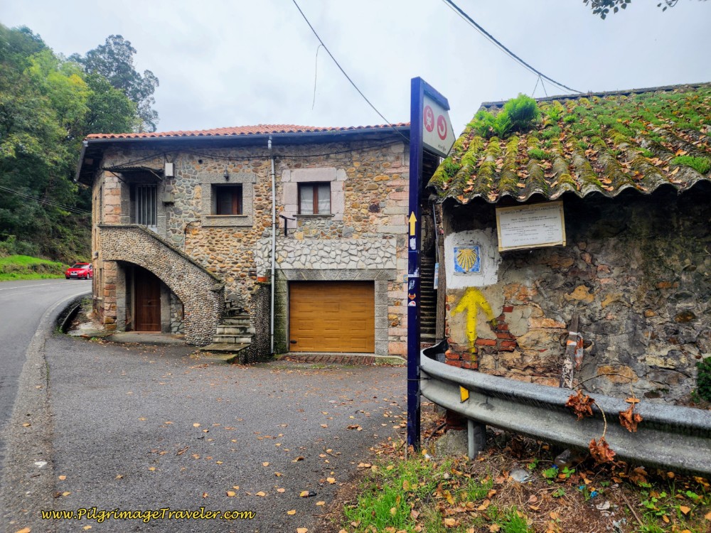 Turn Right into the Historic Town of Peñaflor