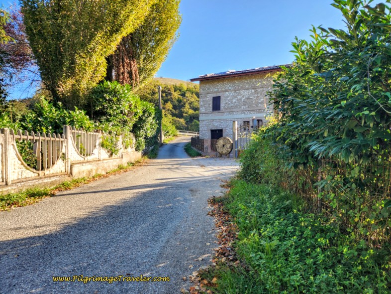 Way of St. Francis: Day Nineteen, Rieti to Poggio San Lorenzo - Pass Homestead with Flour Mill Wheel