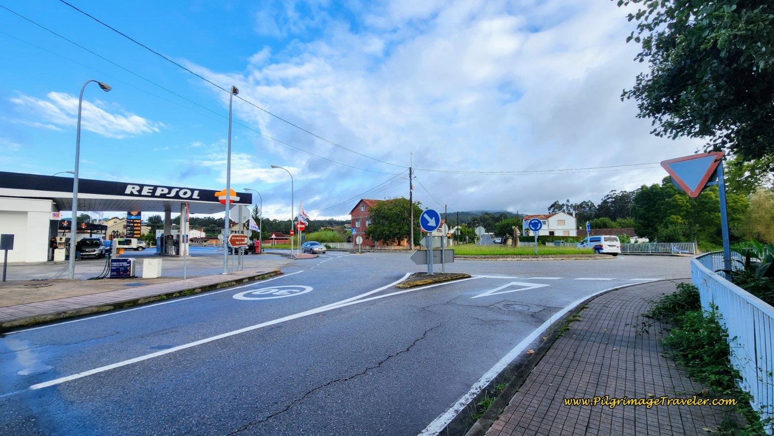 Roundabout West of Ponte Arnelas Roundabout West of Ponte Arnelas