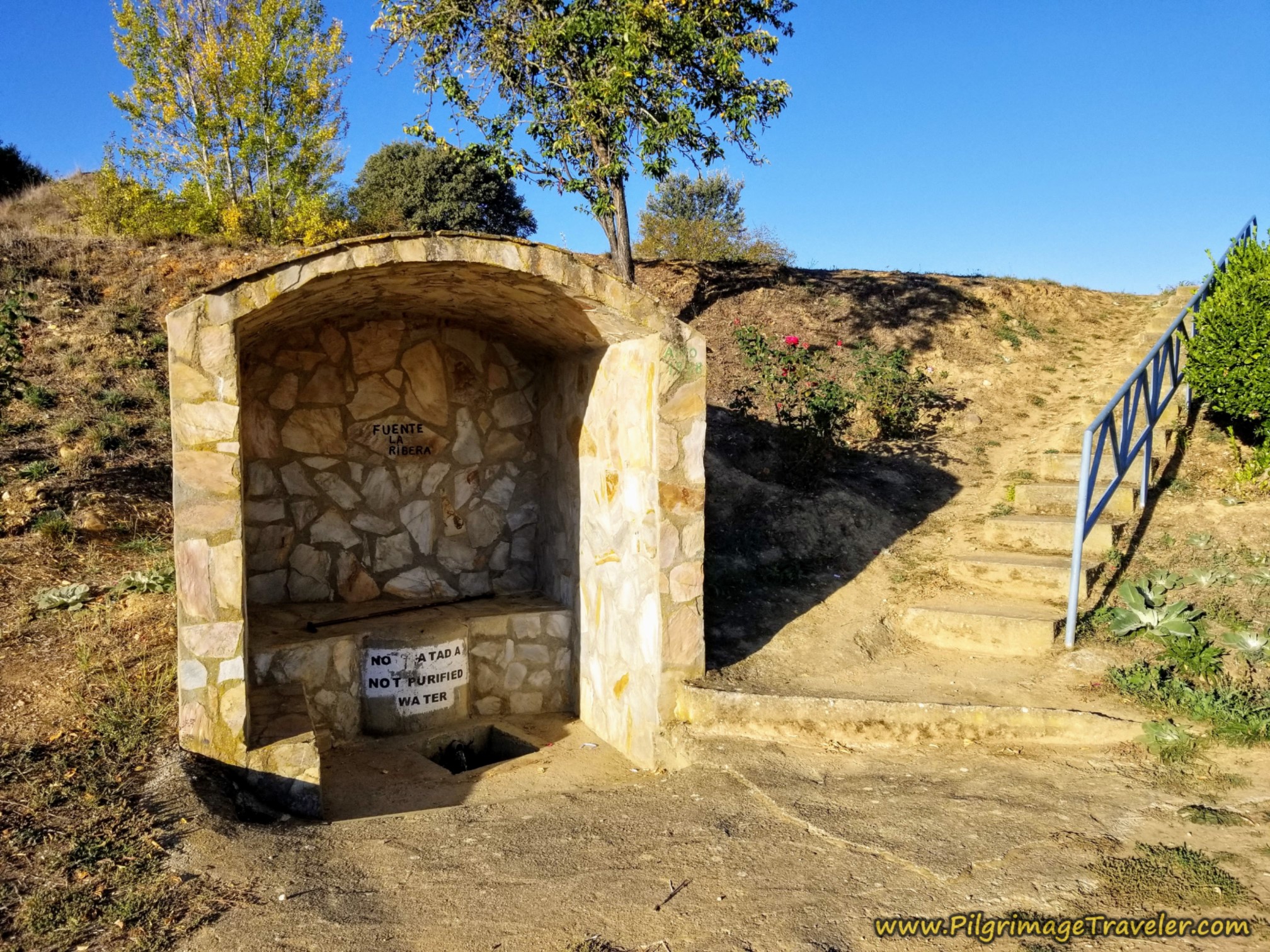 Pass the Fuente de Agua la Ribera