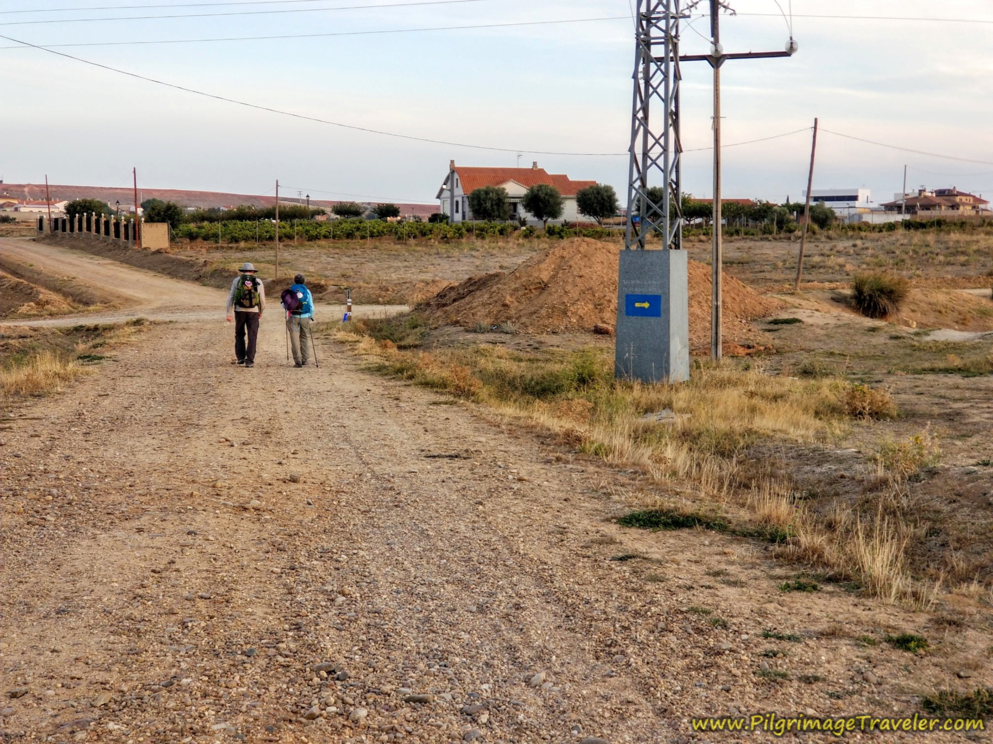 Right Turn at the Embutidos Ele Store on the Vía de la Plata from Zamora to Montamarta