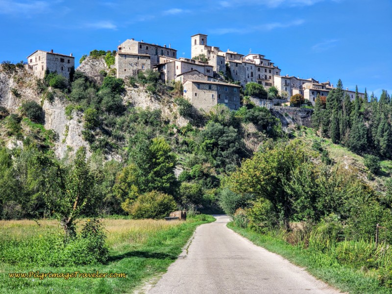 Way of St. Francis: Day Sixteen, Macenano to Piediluco - Walk Under Casteldilago