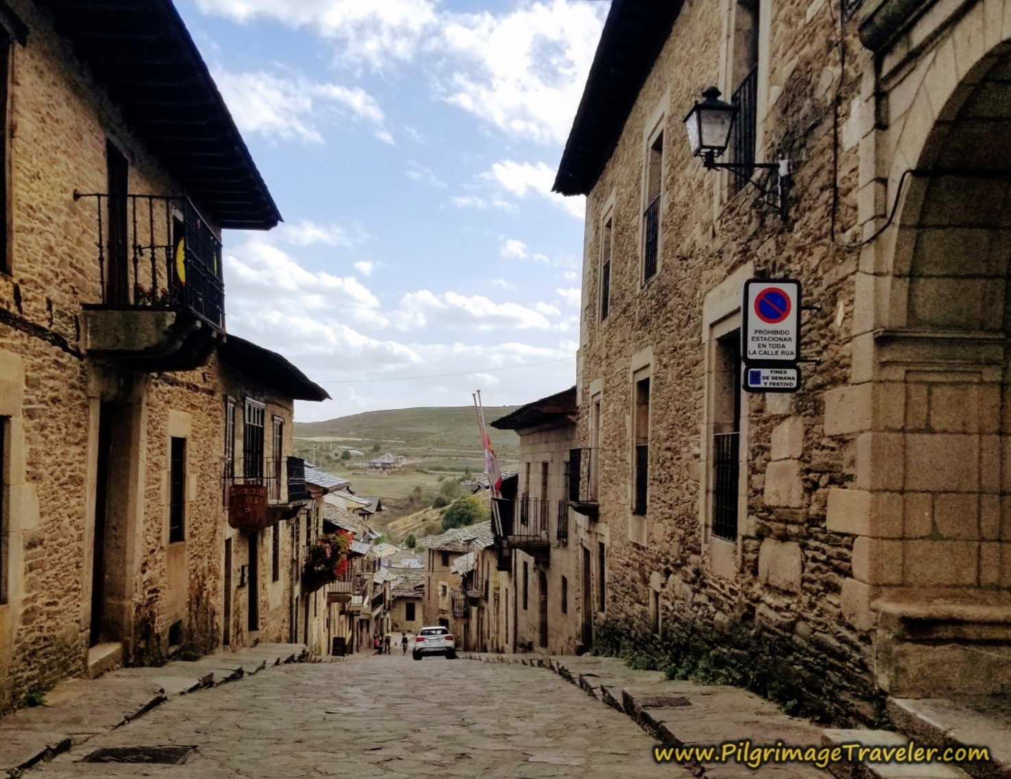 Walking Down the Calle Rua