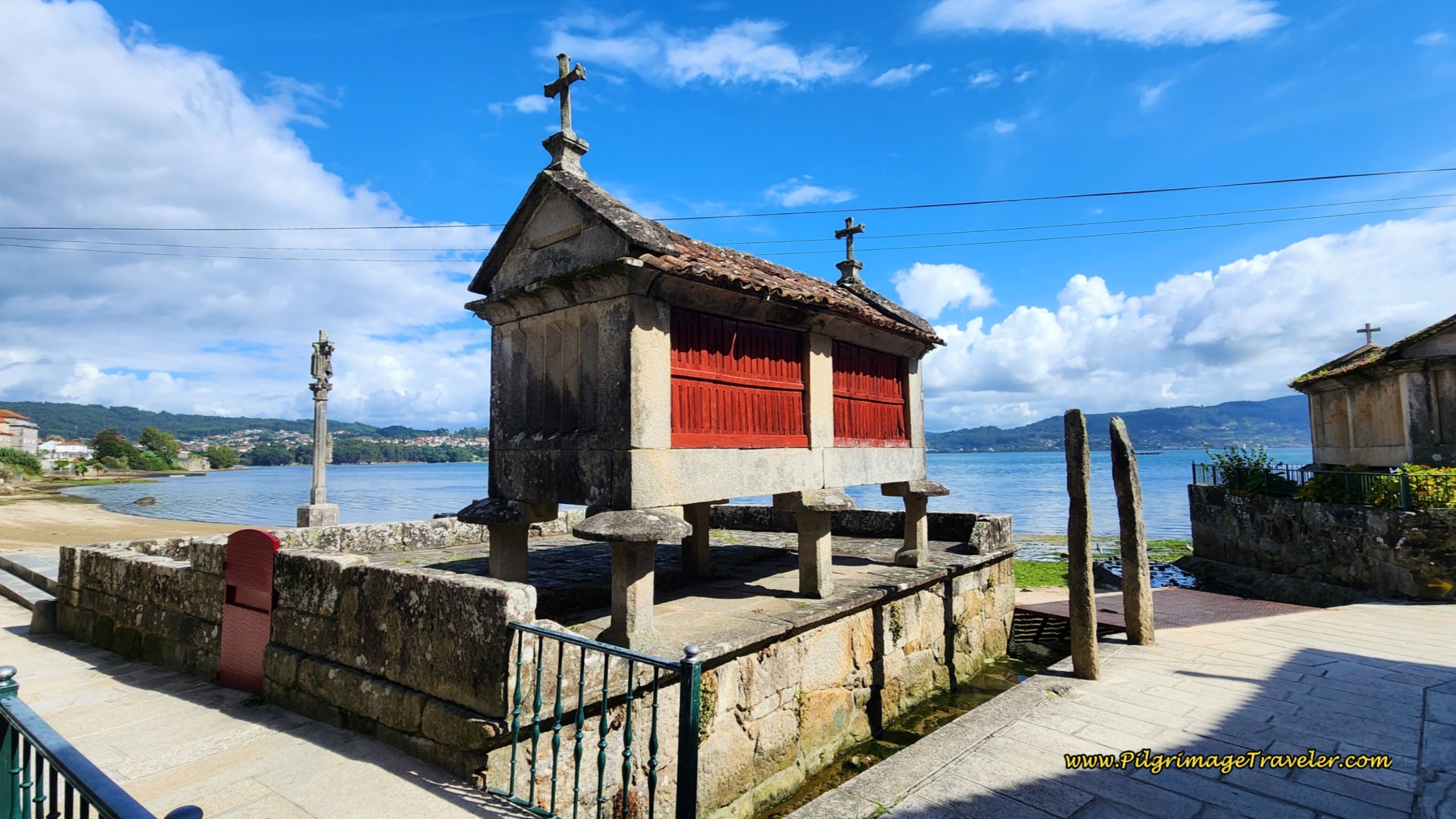 Cruceiro Praia do Padrón and the First Hórreo on the Beach