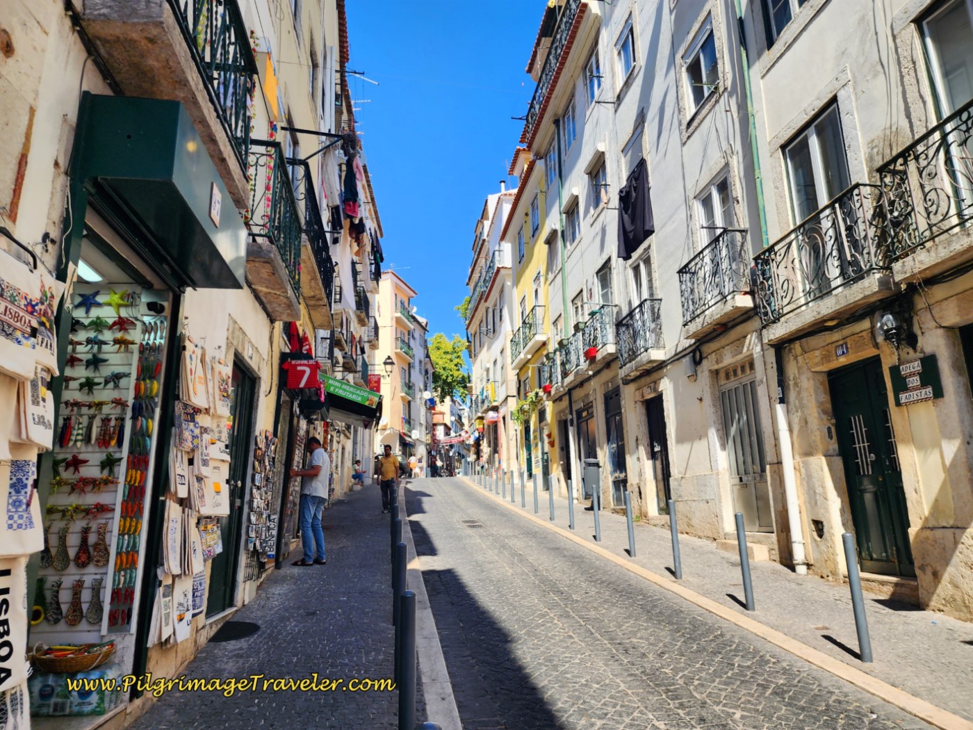 Rua dos Remédios, Alfama District