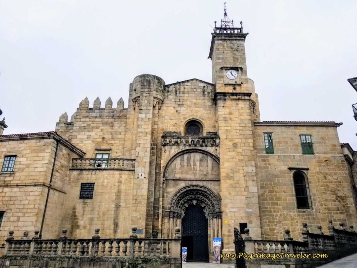 Ourense Cathedral, Plaza do Trigo