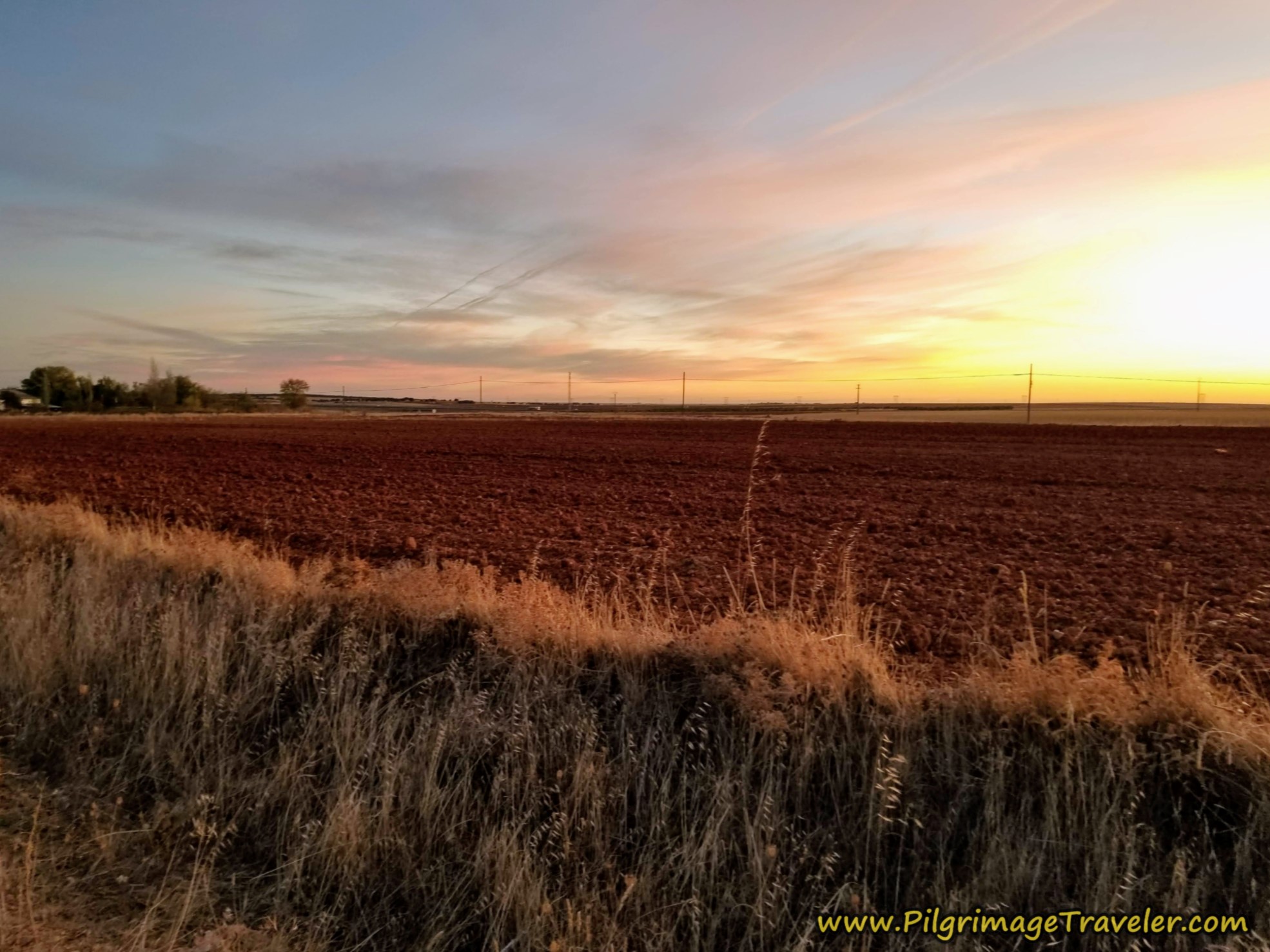 Sunrise near Montamarta on the Vía de la Plata from Montamarta to Granja de Moreruela