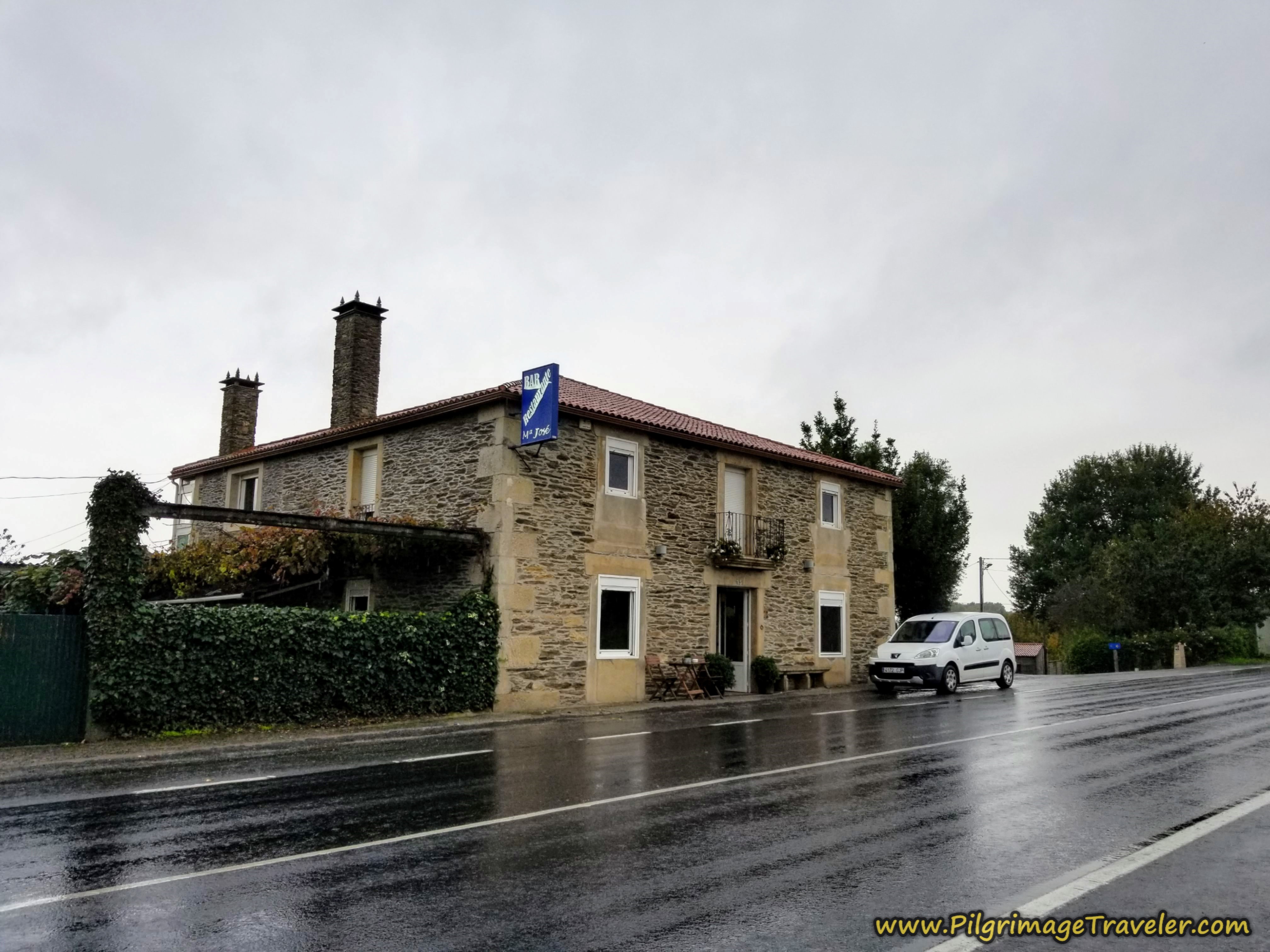 Left Turn at the Bar María José Left Turn at the Bar María José