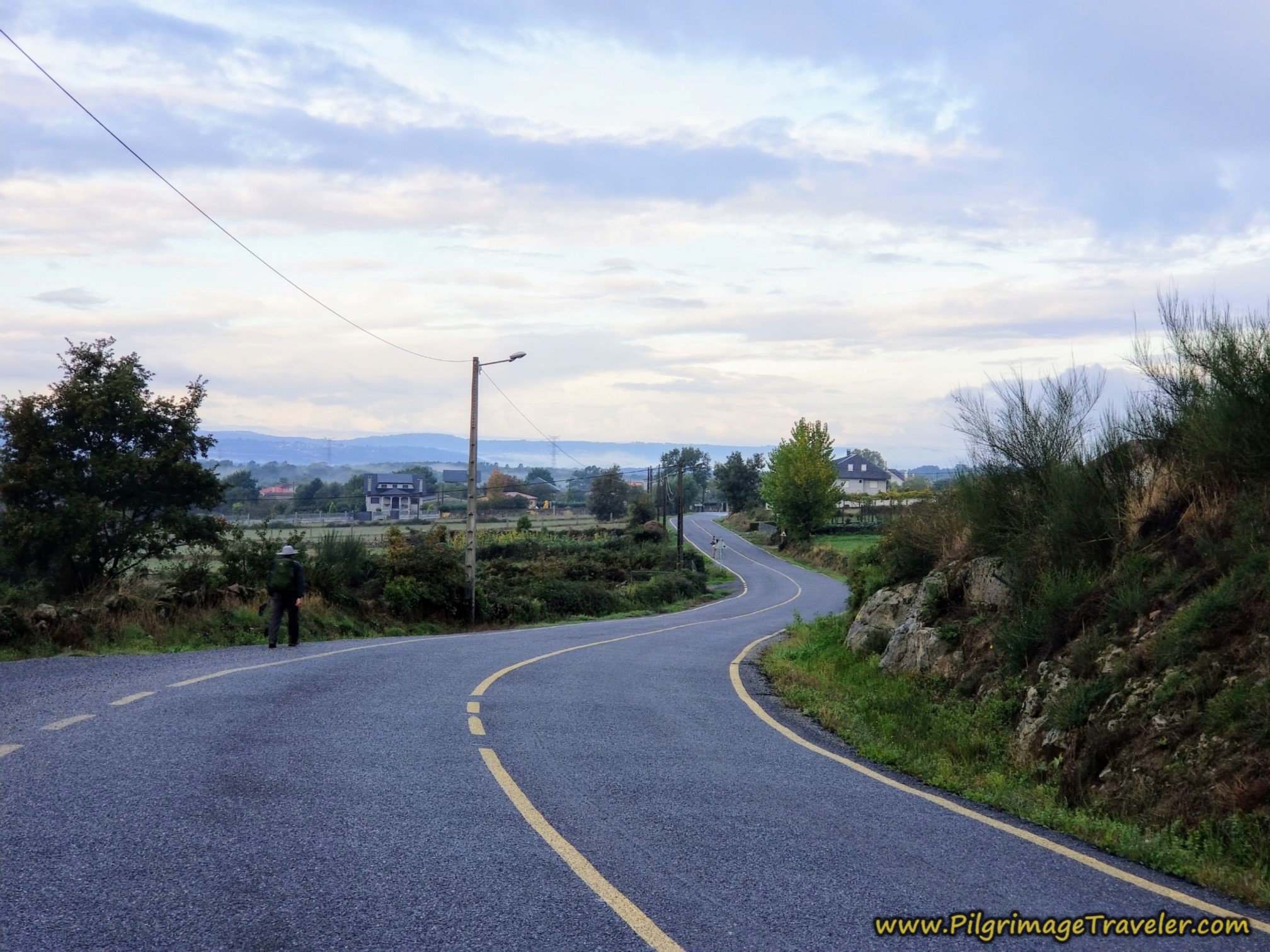 Strong Descent Towards Penelas, Camino Sanabrés, Xunqueira de Ambía to Ourense