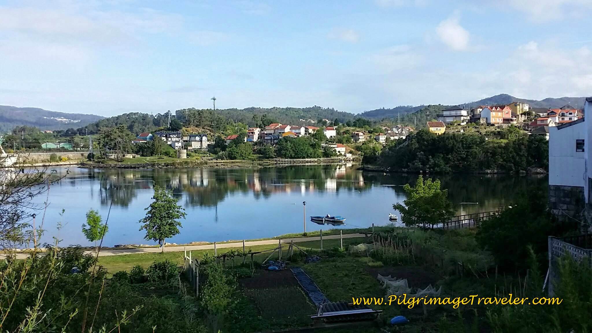 Approaching the Rio Verdugo in Arcade, day twenty-two on the Camino Portugués
