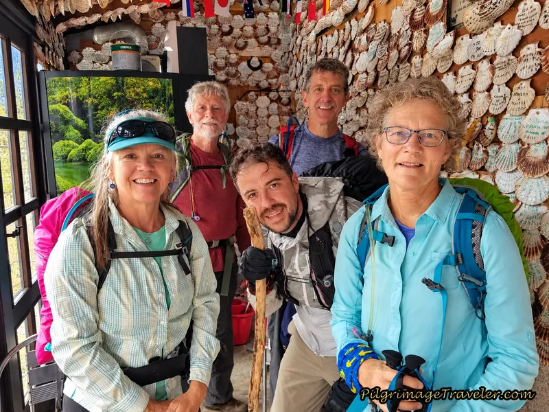 Group Photo at the Rincón del Peregrino
