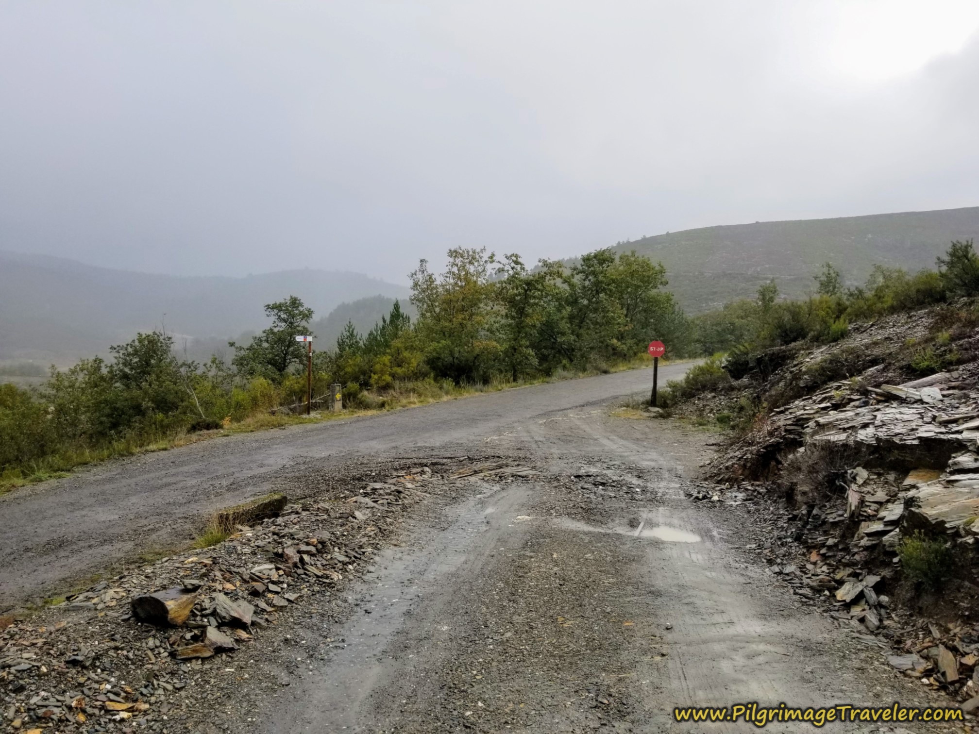 Left Turn Onto the Rúa Campobecerros