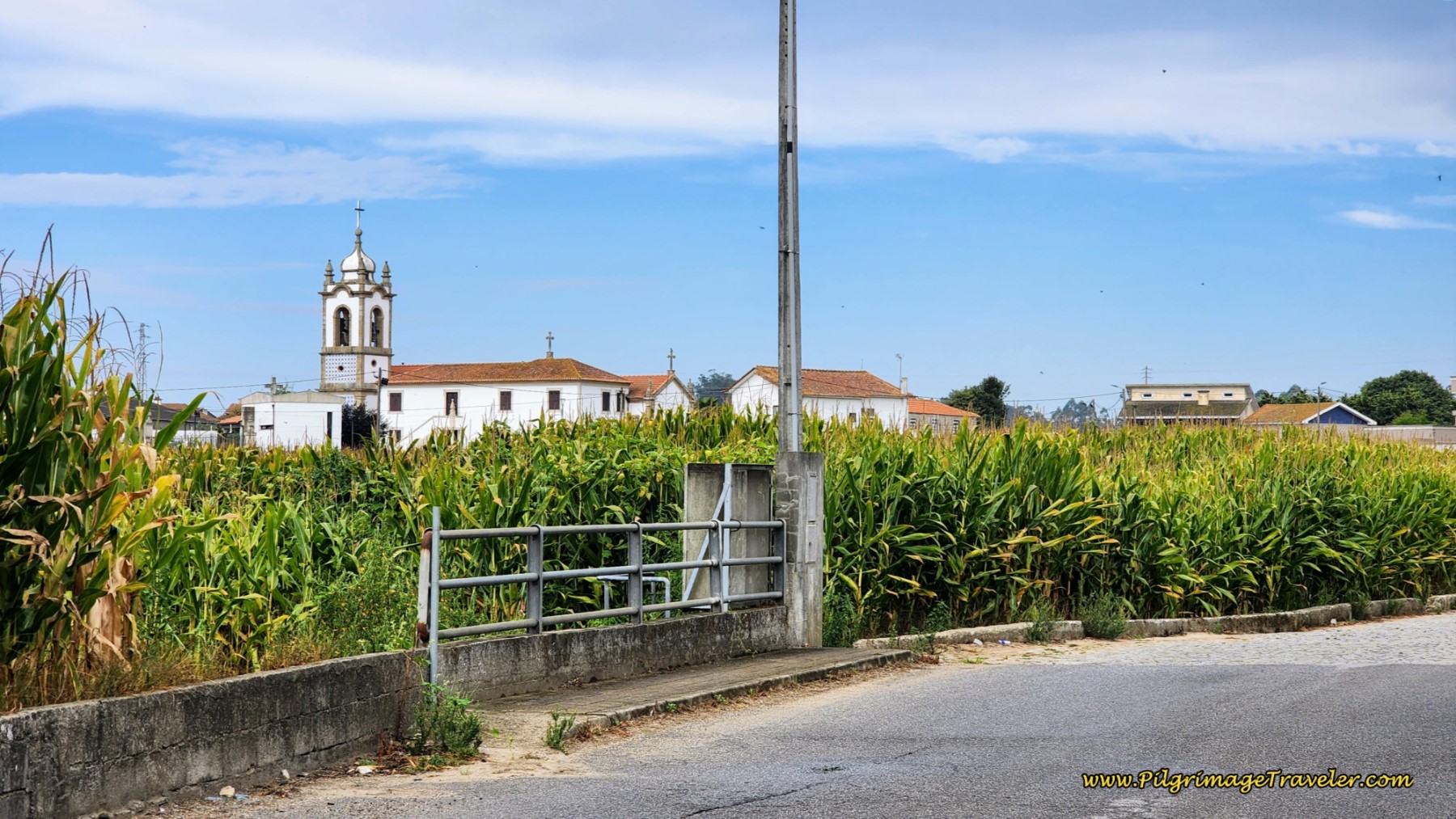 Igreja São Tiago de Labruge in View
