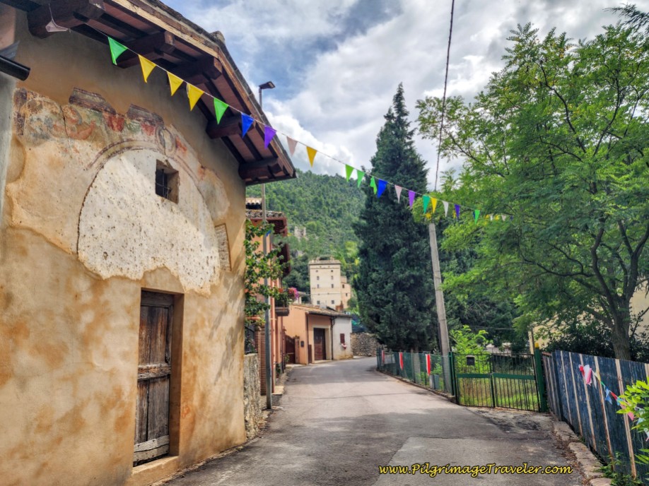 Fresco and Castello di Bazzano Inferiore