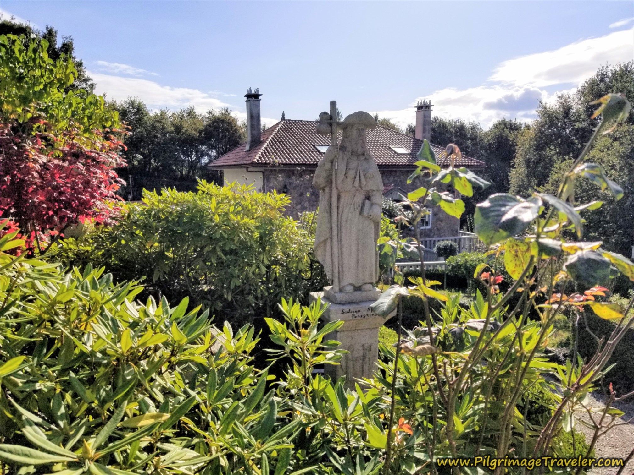 Santiago Graces a Home in Puxallos, Camino Sanabrés, Cea to Estación de Lalín