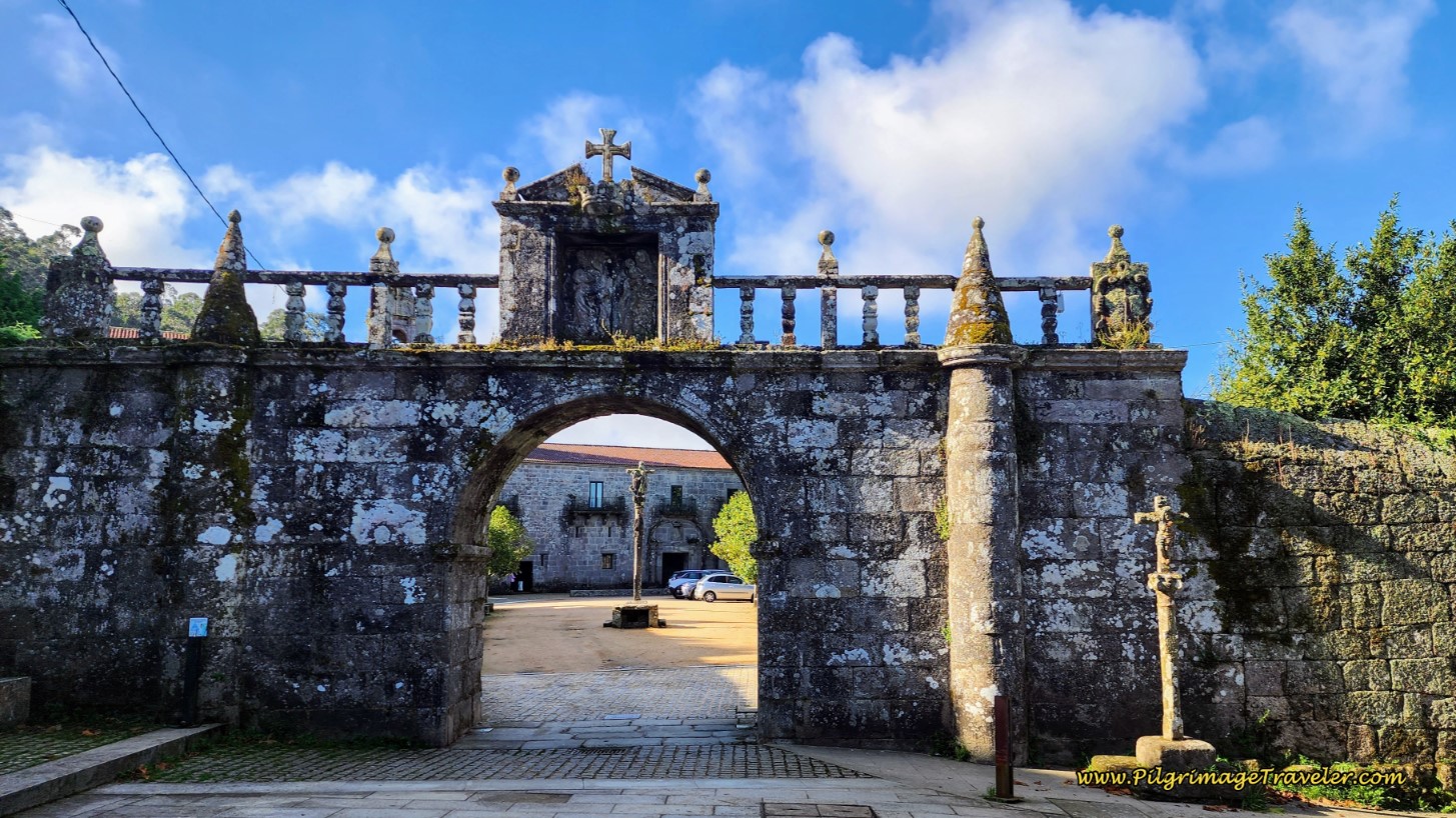 Mosteiro de Santa María da Armenteira Gate