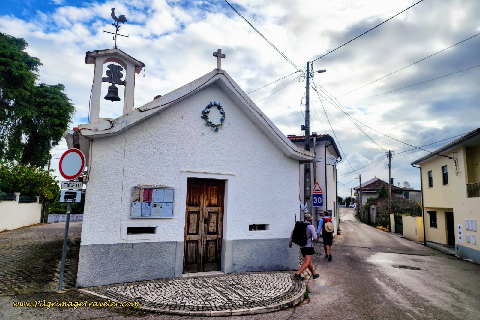 Turn Right at the Capela de Adões