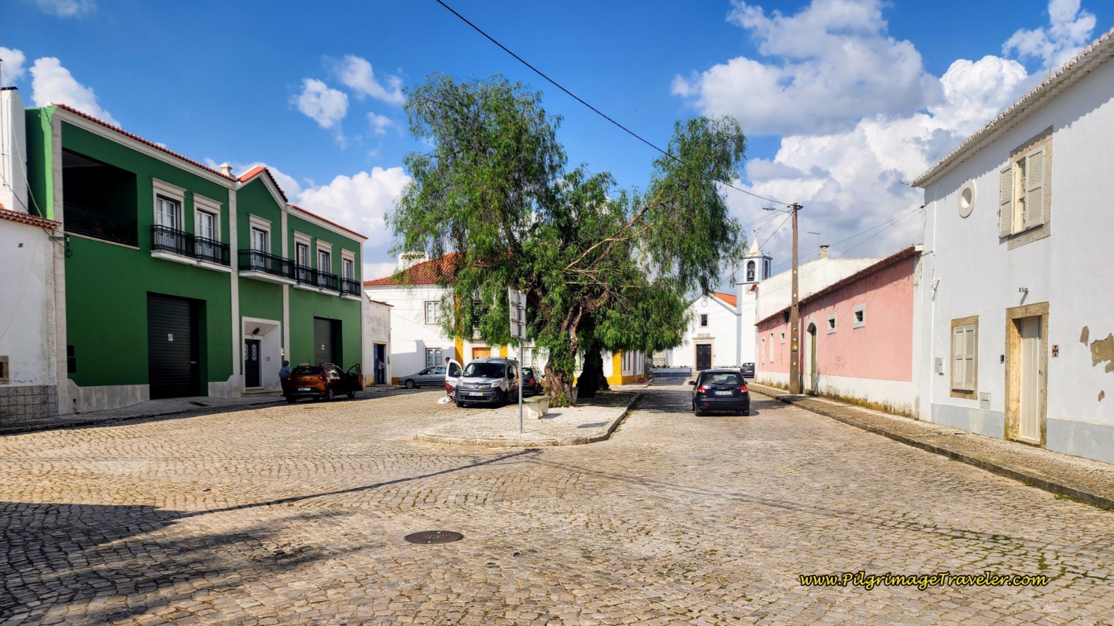 Largo da Igreja, Valada