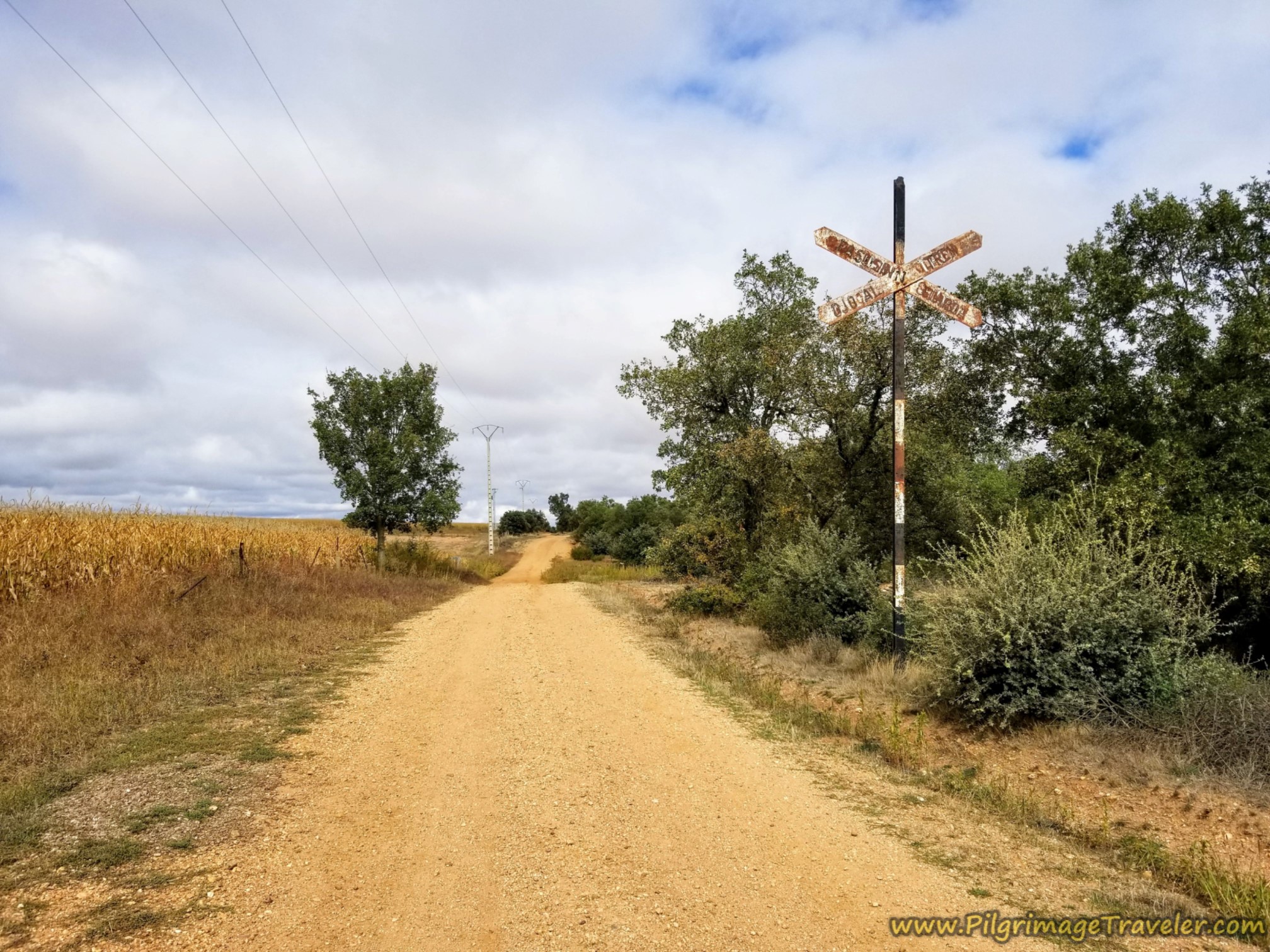 Paralleling Railroad Track on the Vía de la Plata from Urbanizatión El Chinarral to Villanueva de Campeán