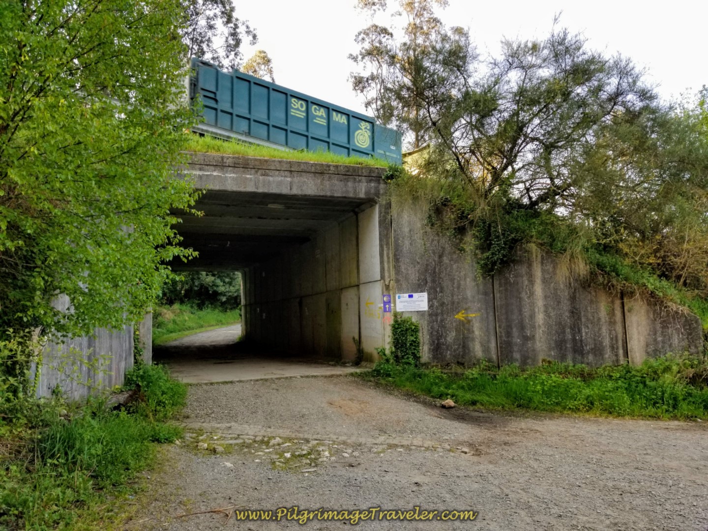 Cross Under the AC-524 on day seven of the Camino Inglés
