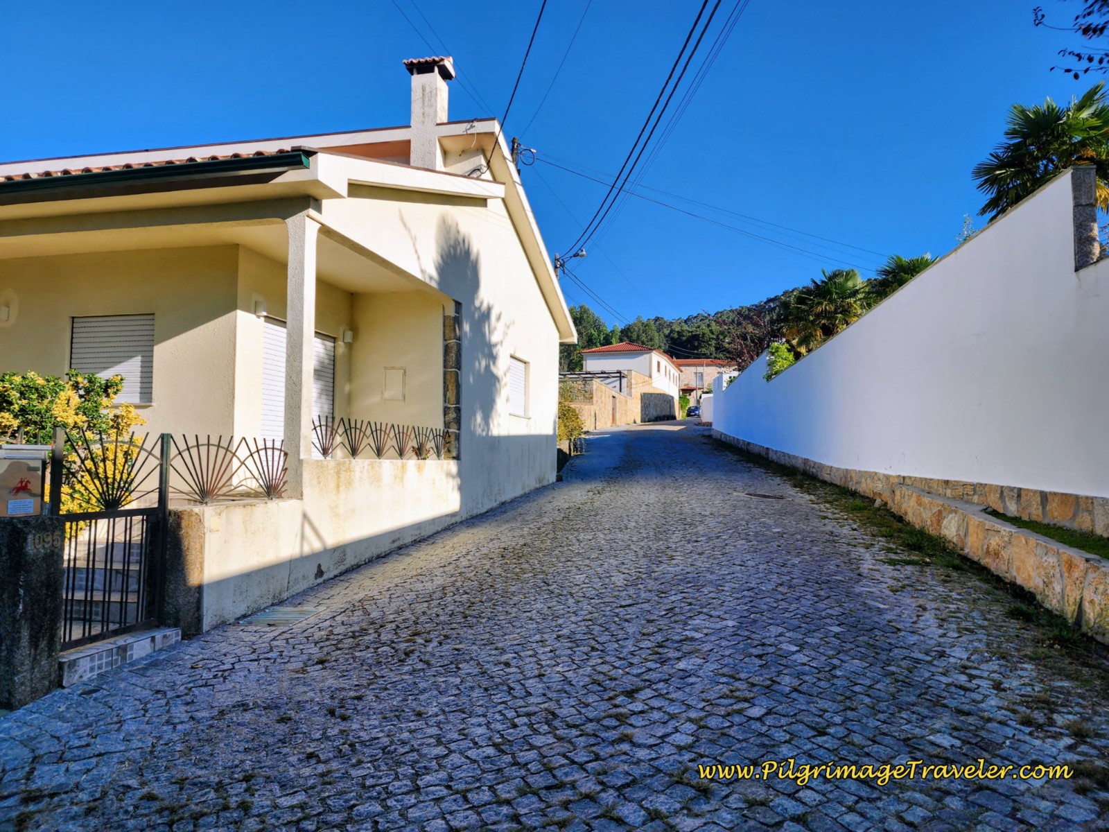Steep Cobblestone Into Tamel
