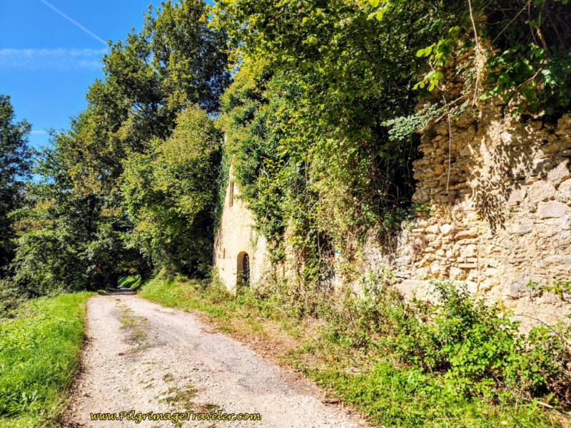 Way of St. Francis: Day Nineteen, Rieti to Poggio San Lorenzo - Pass Ruined Building Along the Via Quinzia